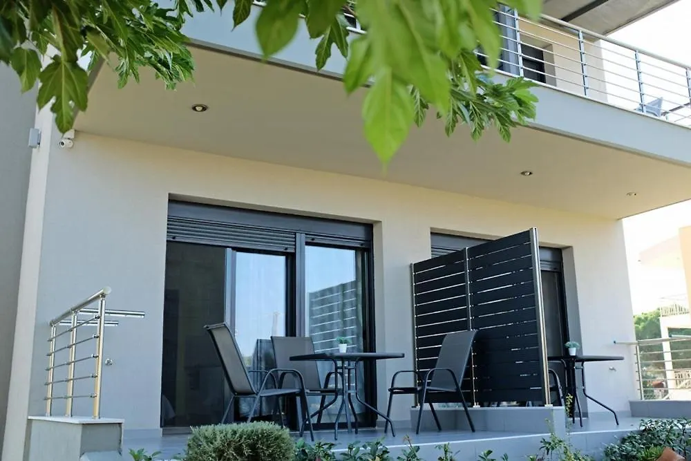 Ff Apartments Νικήτη